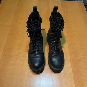 Steve Madden tornado size 8 black boots